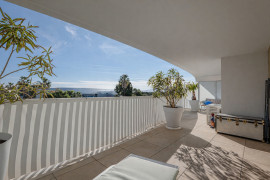 
                                                                                        Vente
                                                                                         .