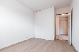 
                                                                                        Vente
                                                                                         .