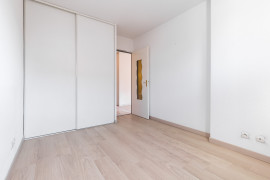 
                                                                                        Vente
                                                                                         .