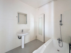 
                                                                                        Location
                                                                                         .