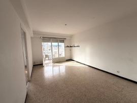 
                                                                                        Vente
                                                                                         .