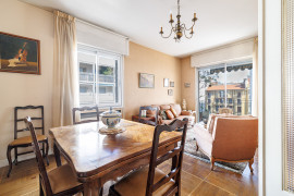 
                                                                                        Vente
                                                                                         .