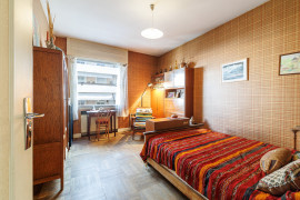 
                                                                                        Vente
                                                                                         .