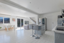 
                                                                                        Vente
                                                                                         .