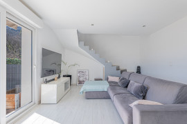 
                                                                                        Vente
                                                                                         .