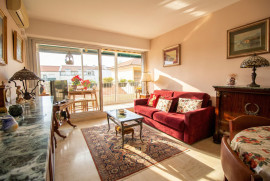 
                                                                                        Vente
                                                                                         .