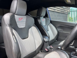 
                                                                                        Voiture
                                                                                         1.6T EcoBoost ST-2 Hatchback 3dr Petrol Manual Euro 6 (182 ps)
