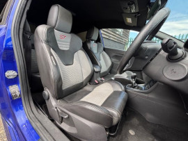 
                                                                                        Voiture
                                                                                         1.6T EcoBoost ST-2 Hatchback 3dr Petrol Manual Euro 6 (182 ps)