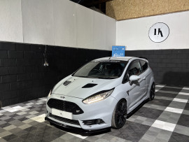 
                                                                                        Voiture
                                                                                         1.6T EcoBoost ST-200 Hatchback 3dr Petrol Manual Euro 6 (200 ps)