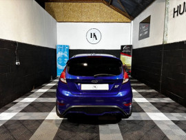 
                                                                                        Voiture
                                                                                         1.6T EcoBoost ST-3 Hatchback 3dr Petrol Manual Euro 6 (182 ps)