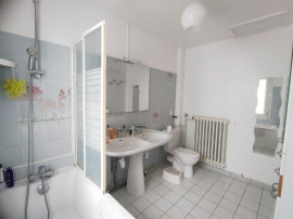 
                                                                                        Colocation
                                                                                         1 ch/4 coloc 1er MAI mixte Poit-Ouest jardin s/sol