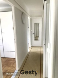 
                                                                                        Colocation
                                                                                         1 chambre coloc quartier Jeanne D'arc
