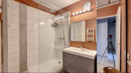 
                                                                                        Colocation
                                                                                         1 Chambre dispo dans une coloc meublée de 3 pièces