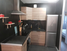 
                                                                                        Colocation
                                                                                         1 chambre disponible en colocation