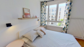 
                                                                                        Colocation
                                                                                         1 chambre disponible en colocation