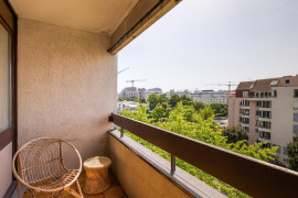 
                                                                                        Colocation
                                                                                         1 chambre disponible en colocation