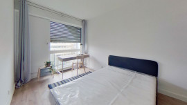 
                                                                                        Colocation
                                                                                         1 chambre disponible en colocation