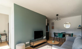 
                                                                                        Colocation
                                                                                         1 chambre disponible en colocation