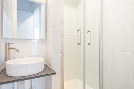 
                                                                                        Colocation
                                                                                         1 chambre disponible en colocation
