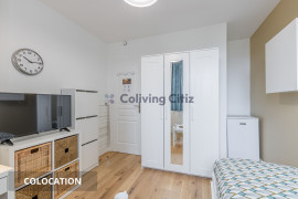 
                                                                                        Colocation
                                                                                         1 chambre disponible en colocation
