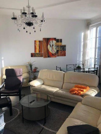 
                                                                                        Colocation
                                                                                         1 CHAMBRE LIBRE dans GRAND T4 en COLOC