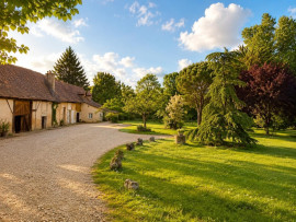 
                                                                                        Vente
                                                                                         10 HECTARES • 2 ÉTANGS • 2 MAISONS • DÉPENDANCES XXL