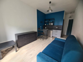 
                                                                                        Location
                                                                                         18m² idéal pour étudiant
(bd Prairie au Duc)