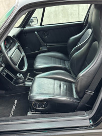 
                                                                                        Voiture
                                                                                         1984 Porsche 911 Carrera 3.2