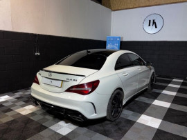 
                                                                                        Voiture
                                                                                         2.0 CLA45 AMG Coupe 4dr Petrol SpdS DCT 4MATIC Euro 6 (s/s) (381 ps)