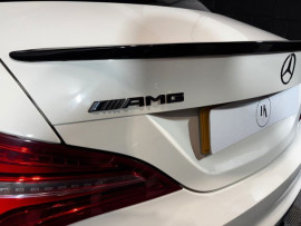 
                                                                                        Voiture
                                                                                         2.0 CLA45 AMG Coupe 4dr Petrol SpdS DCT 4MATIC Euro 6 (s/s) (381 ps)