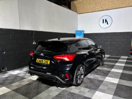 
                                                                                        Voiture
                                                                                         2.3T EcoBoost ST Hatchback 5dr Petrol Manual Euro 6 (s/s) (280 ps)