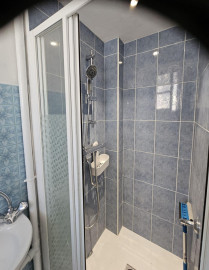 
                                                                                        Colocation
                                                                                         2 ch/4 coloc mixte Poit-Ouest jardin s/sol