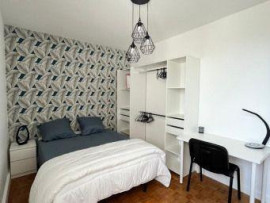 
                                                                                        Colocation
                                                                                         2 chambres dans coloc T3 71 m² refaite a neuf