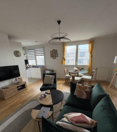 
                                                                                        Colocation
                                                                                         2 Chambres dans colocation 84 m² Colombes