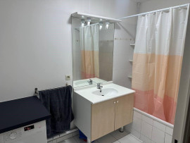 
                                                                                        Colocation
                                                                                         2 Chambres dispo dans coloc 64m²