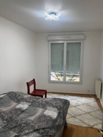 
                                                                                        Colocation
                                                                                         2 Chambres dispo dans coloc 64m²
