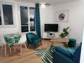 
                                                                                        Colocation
                                                                                         2 chambres dispo dans coloc 68m² rénovée