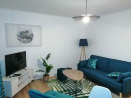 
                                                                                        Colocation
                                                                                         2 chambres dispo dans coloc 68m² rénovée