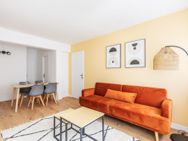 
                                                                                        Colocation
                                                                                         2 chambres disponibles en colocation