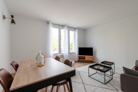 
                                                                                        Colocation
                                                                                         2 chambres disponibles en colocation