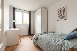 
                                                                                        Colocation
                                                                                         2 chambres disponibles en colocation