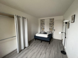 
                                                                                        Colocation
                                                                                         2 chambres dispos dans belle coloc 66m²