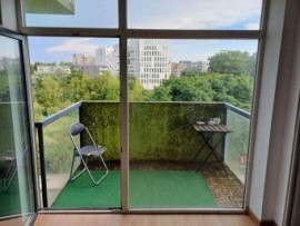 
                                                                                        Colocation
                                                                                         2 chambres dispos dans coloc 84m²