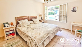 Vente
                                                                                2 Maisons de plain pied de 9 et  4 pièces piscine