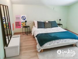 Vente
                                                                                2 Maisons de plain pied de 9 et  4 pièces piscine