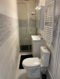 
                                                                                        Location
                                                                                         2 Pièce 32m2, Motte-Piquet, calme, lumineux, derni