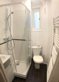 
                                                                                        Location
                                                                                         2 pièces 37m2 Métro CADET