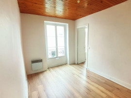 
                                                                                        Location
                                                                                         2 pièces 38 m2 au Pré-Saint-Gervais