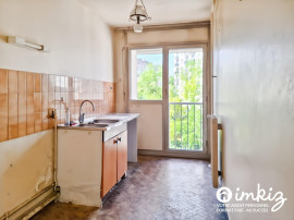 
                                                                                        Vente
                                                                                         2 pièces 58m² Quai de Valmy, parking inclus