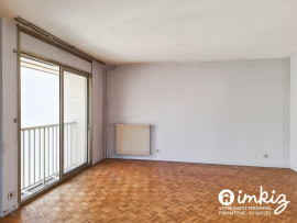 
                                                                                        Vente
                                                                                         2 pièces 58m² Quai de Valmy, parking inclus
